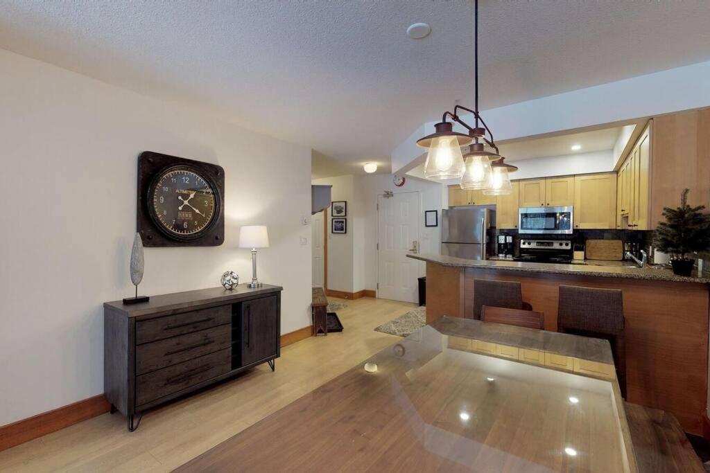 Powderhorn By Whistler Blackcomb Vacation Rentals المظهر الخارجي الصورة