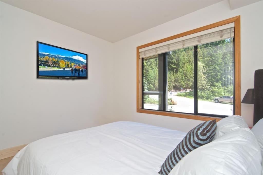 Powderhorn By Whistler Blackcomb Vacation Rentals المظهر الخارجي الصورة
